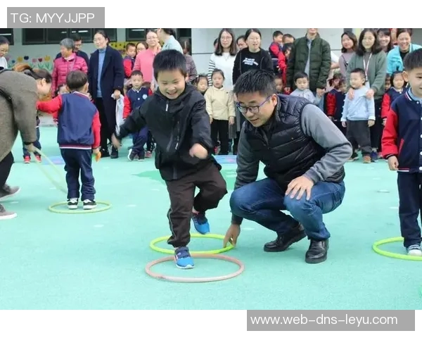 小班户外体育活动教案设计与实施探索促进儿童身心发展的有效策略